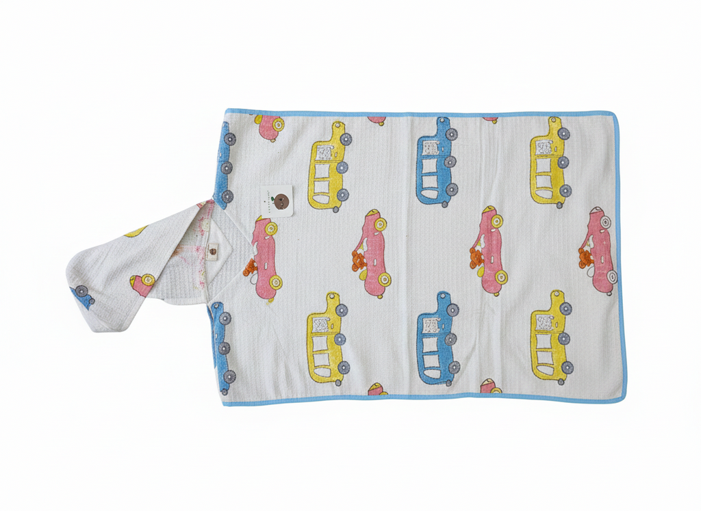 Kids' Car Print 100% Waffle Cotton Hooded Poncho (6-7 Years)